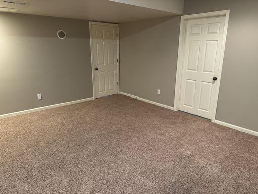 Listing photo thumbnail