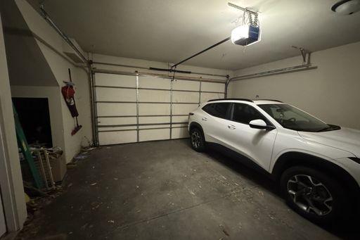 Listing photo thumbnail