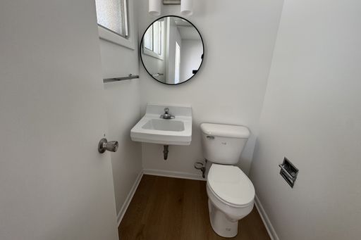 Listing photo thumbnail