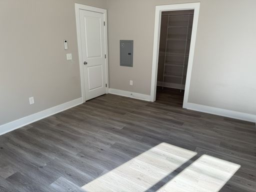 Listing photo thumbnail