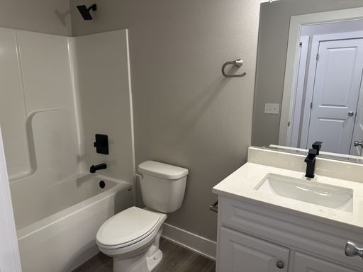 Listing photo thumbnail
