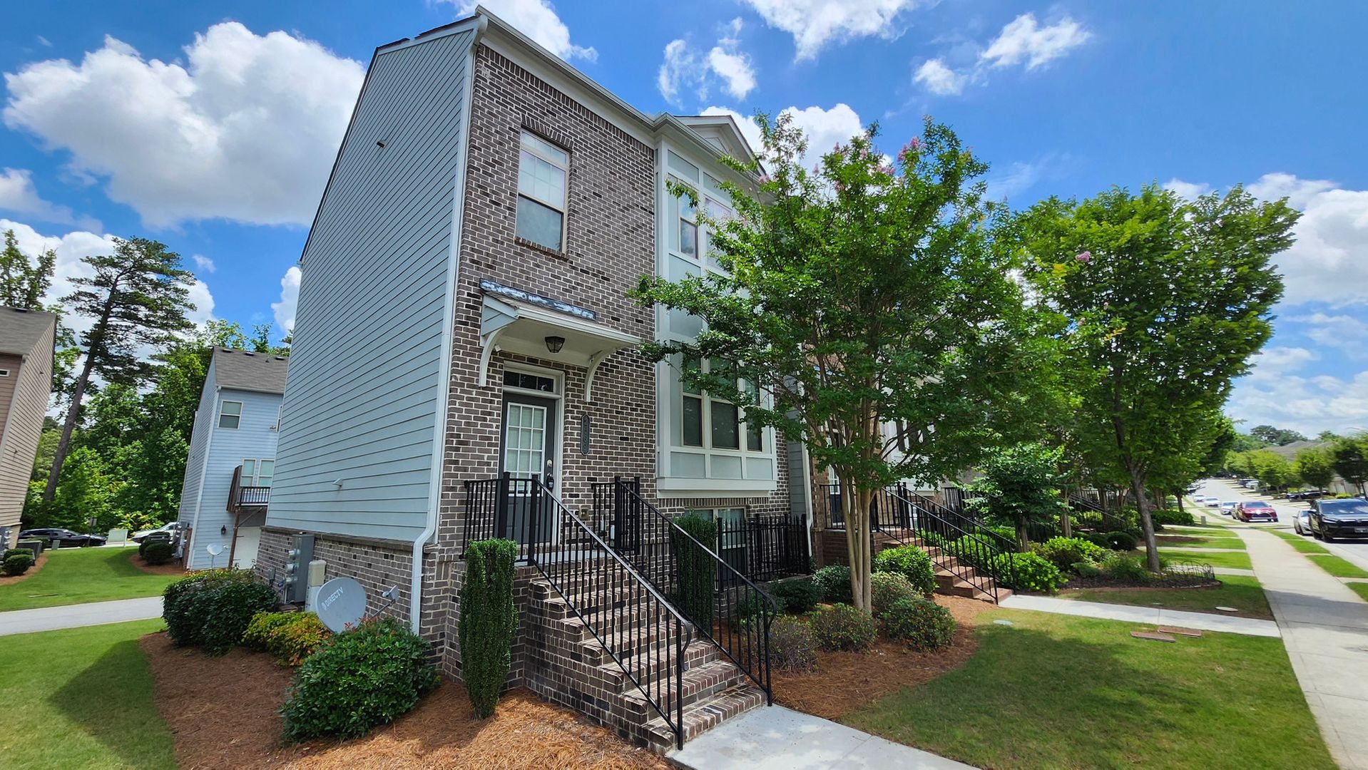 Duluth House: 2669 Village Park Bend