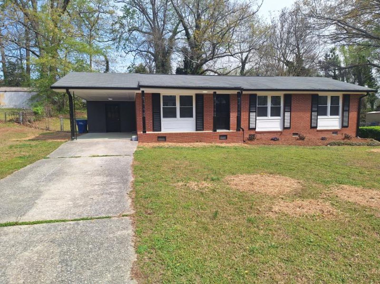 Atlanta House: 5370 Longmeadow Ln