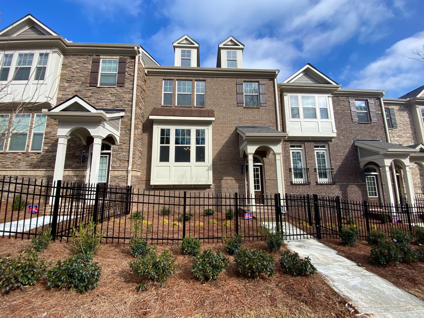 Roswell House: 10012 Jack Drive