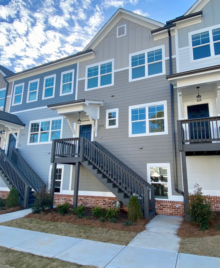 Doraville House: 3779 Oxford Circle