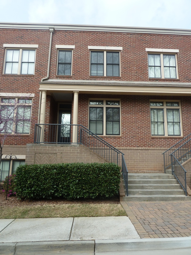 Atlanta House: 4727 Cypress Commons