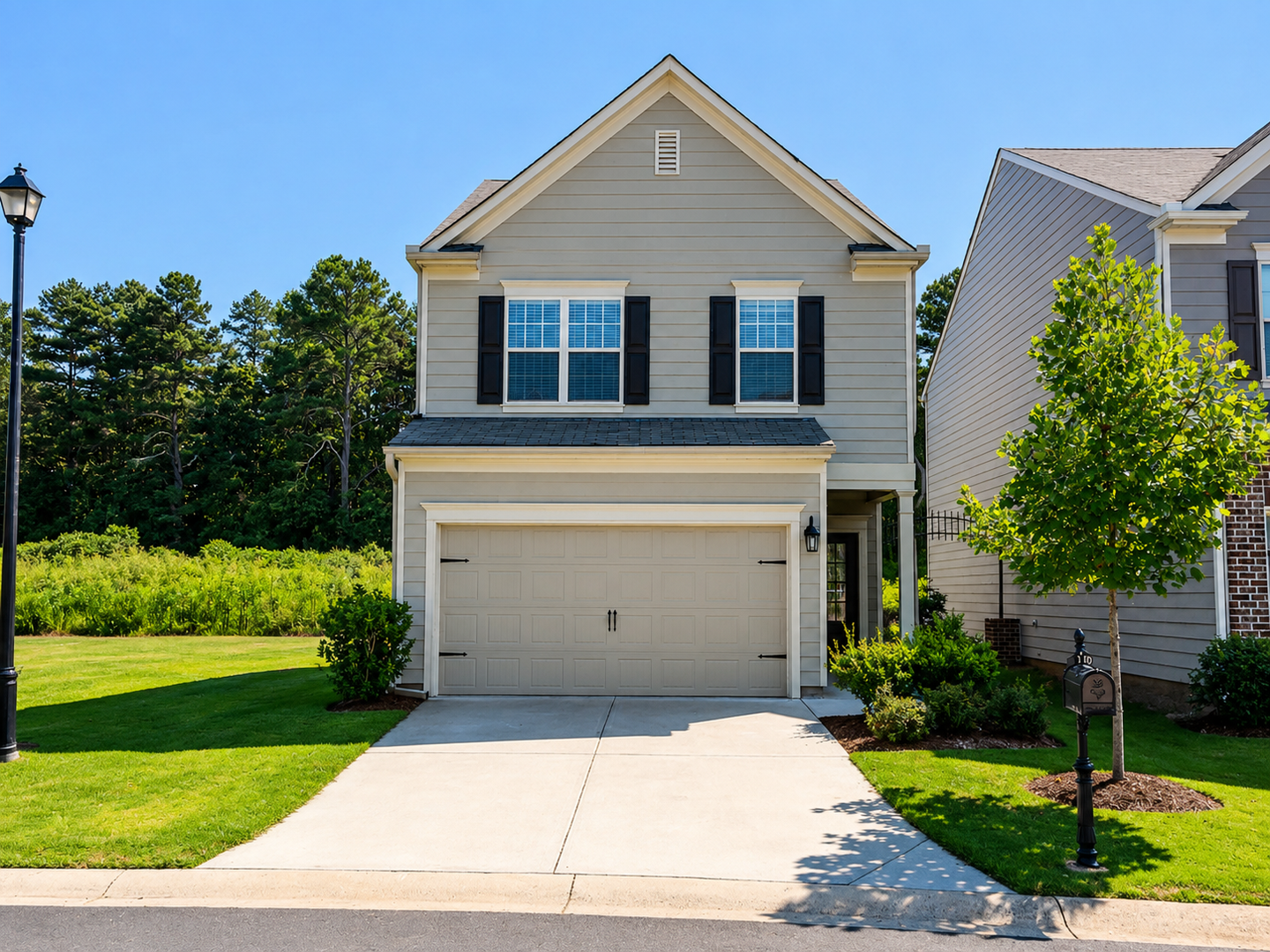 Dawsonville House: 196 Highland Pointe Circle East