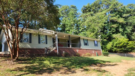 3 Bedroom Rental – 2270 Pine Stream Ct, Lawrenceville, GA 30043