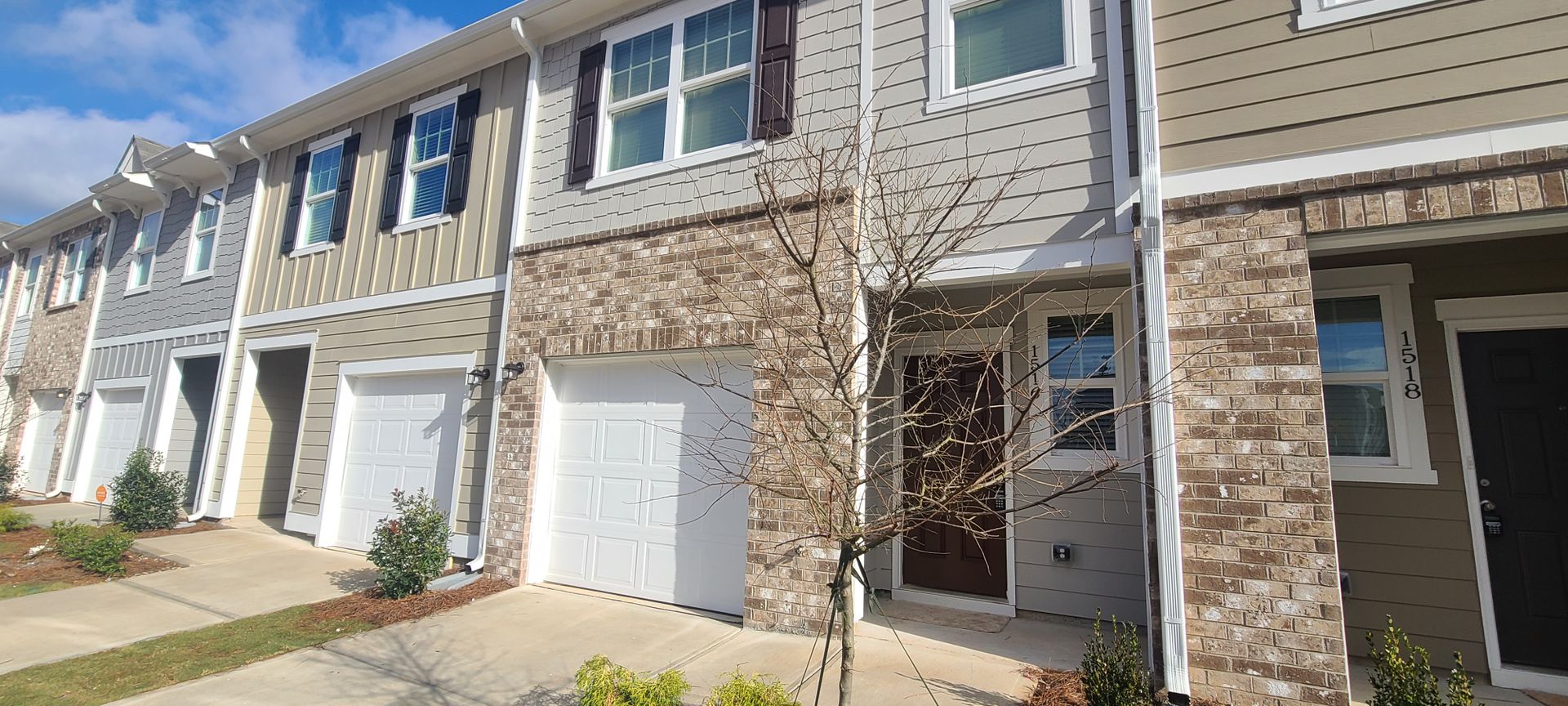 Decatur House: 1516 Vernon Blvd