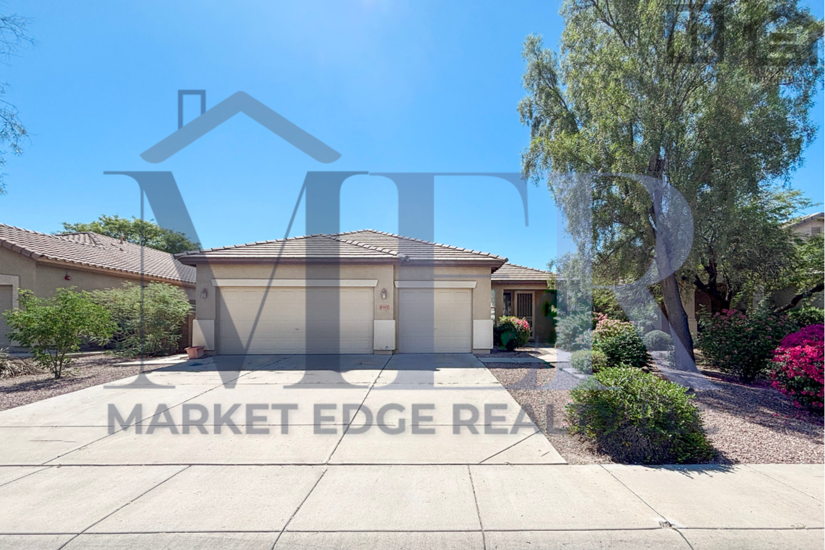 Peoria House: 8567 W Brown St