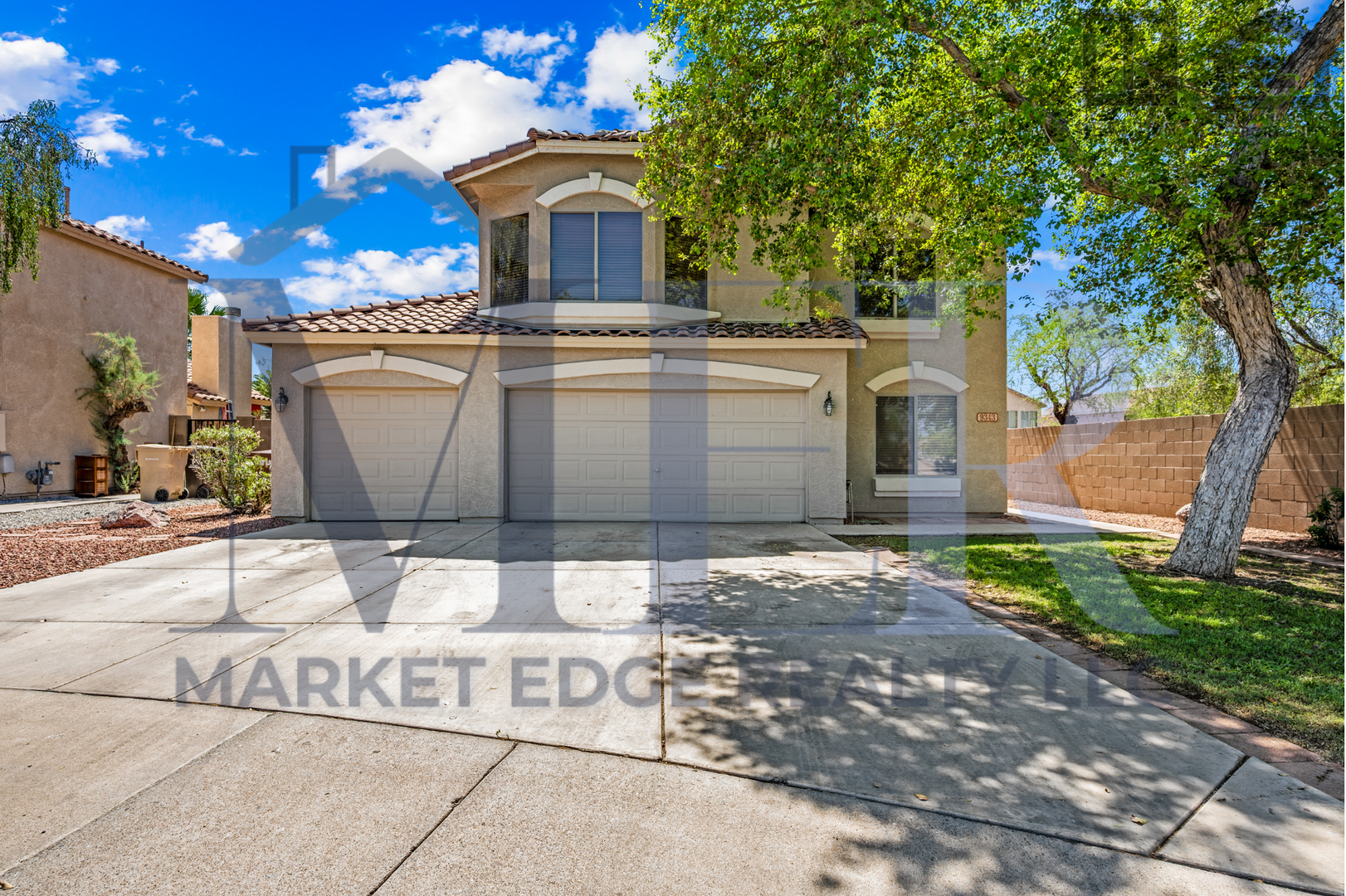 Peoria House: 9343 W Carol Ave