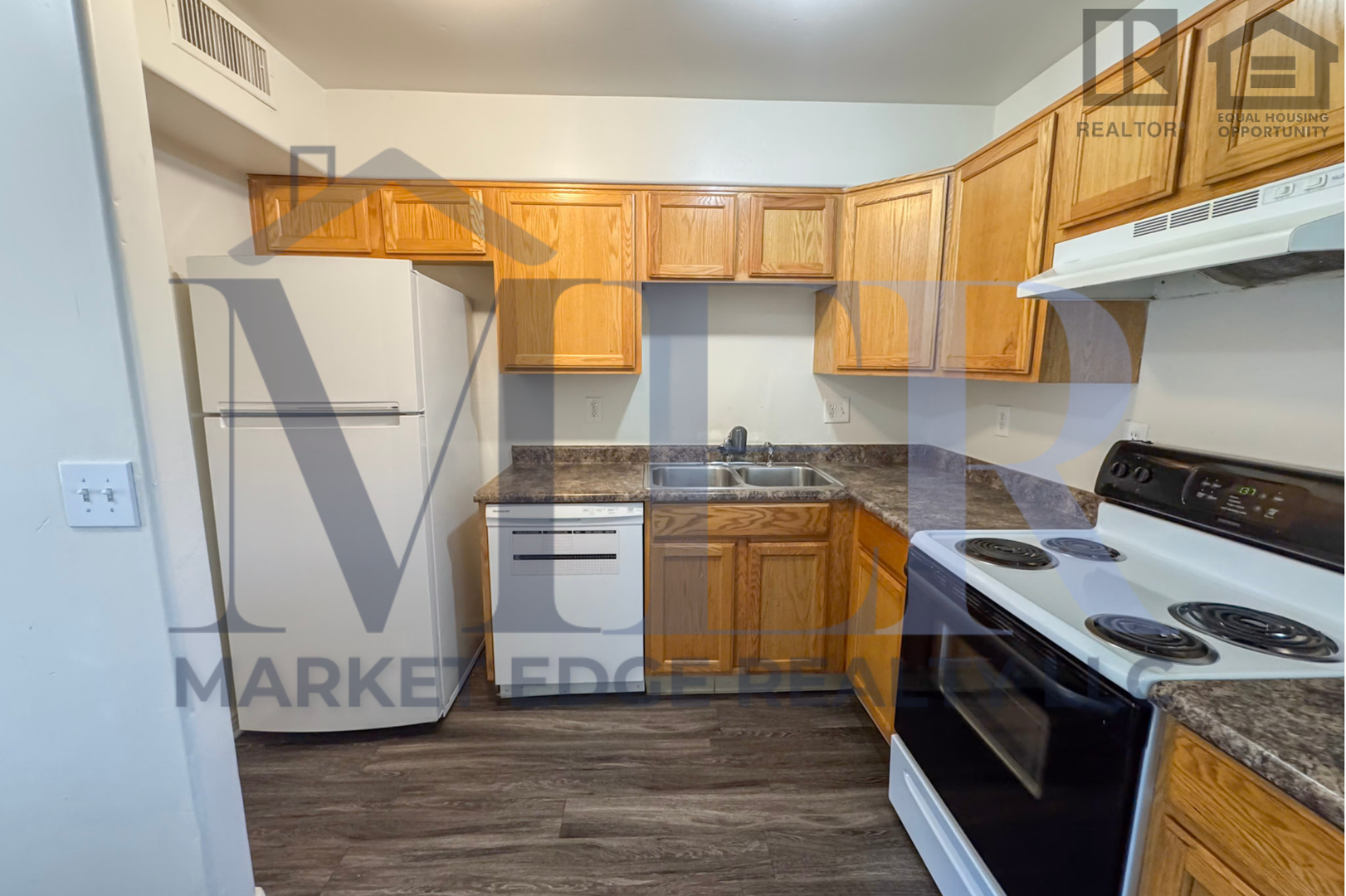 Phoenix Apartment: 2610 E Monte Vista Rd