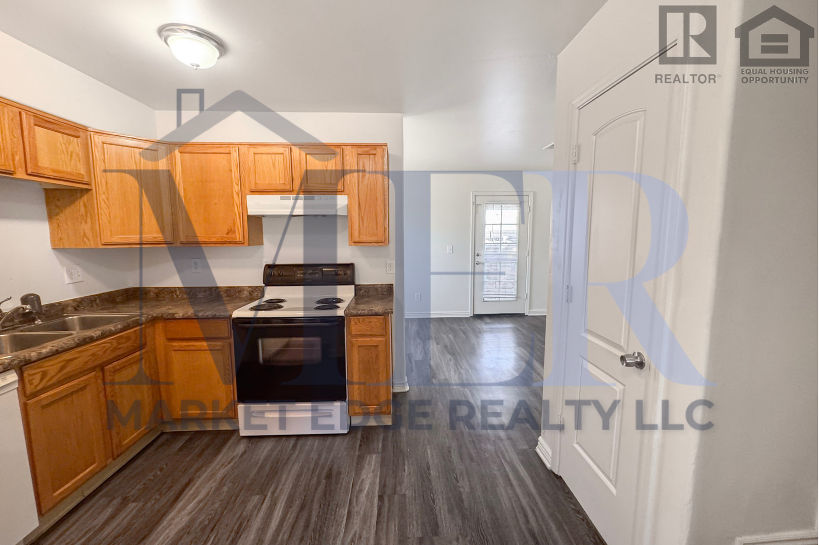 Phoenix Apartment: 2610 E Monte Vista Rd