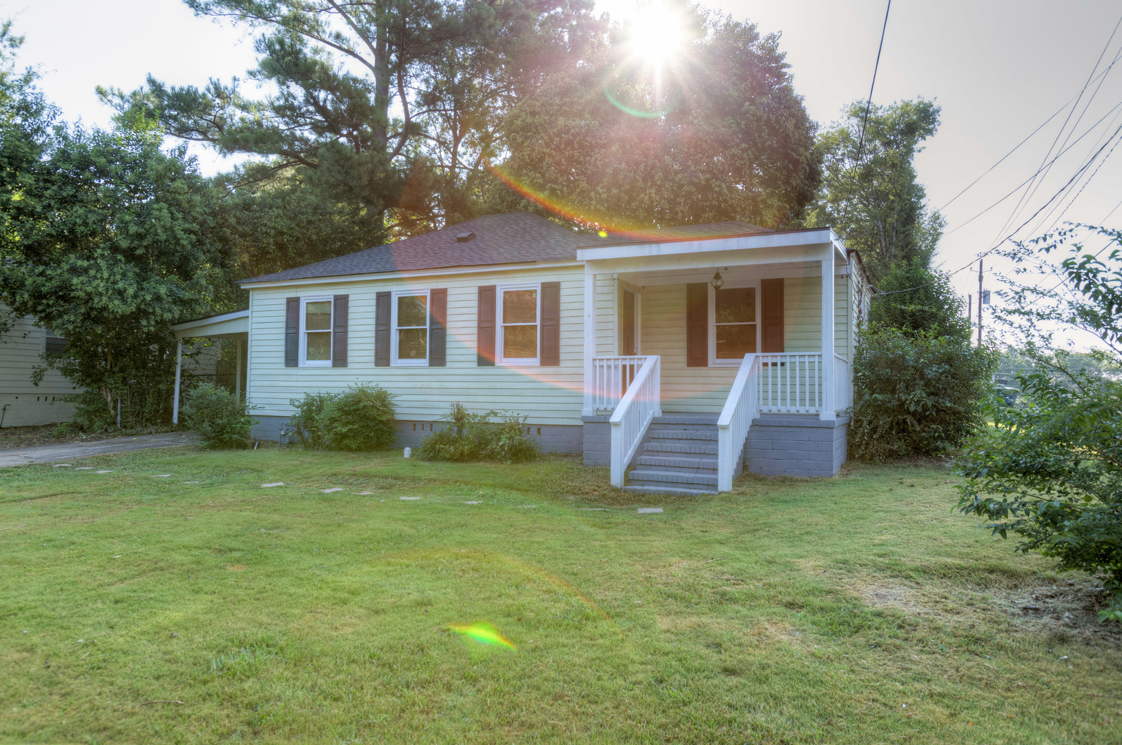 Athens House: 399 Price Avenue