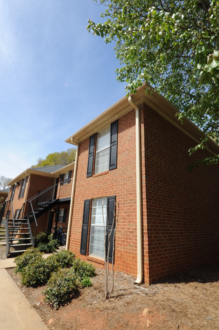 Athens House: 1688 Prince Avenue #307