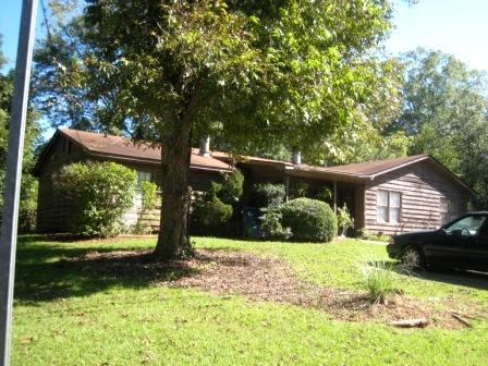 Athens House: 420 Yonah Avenue