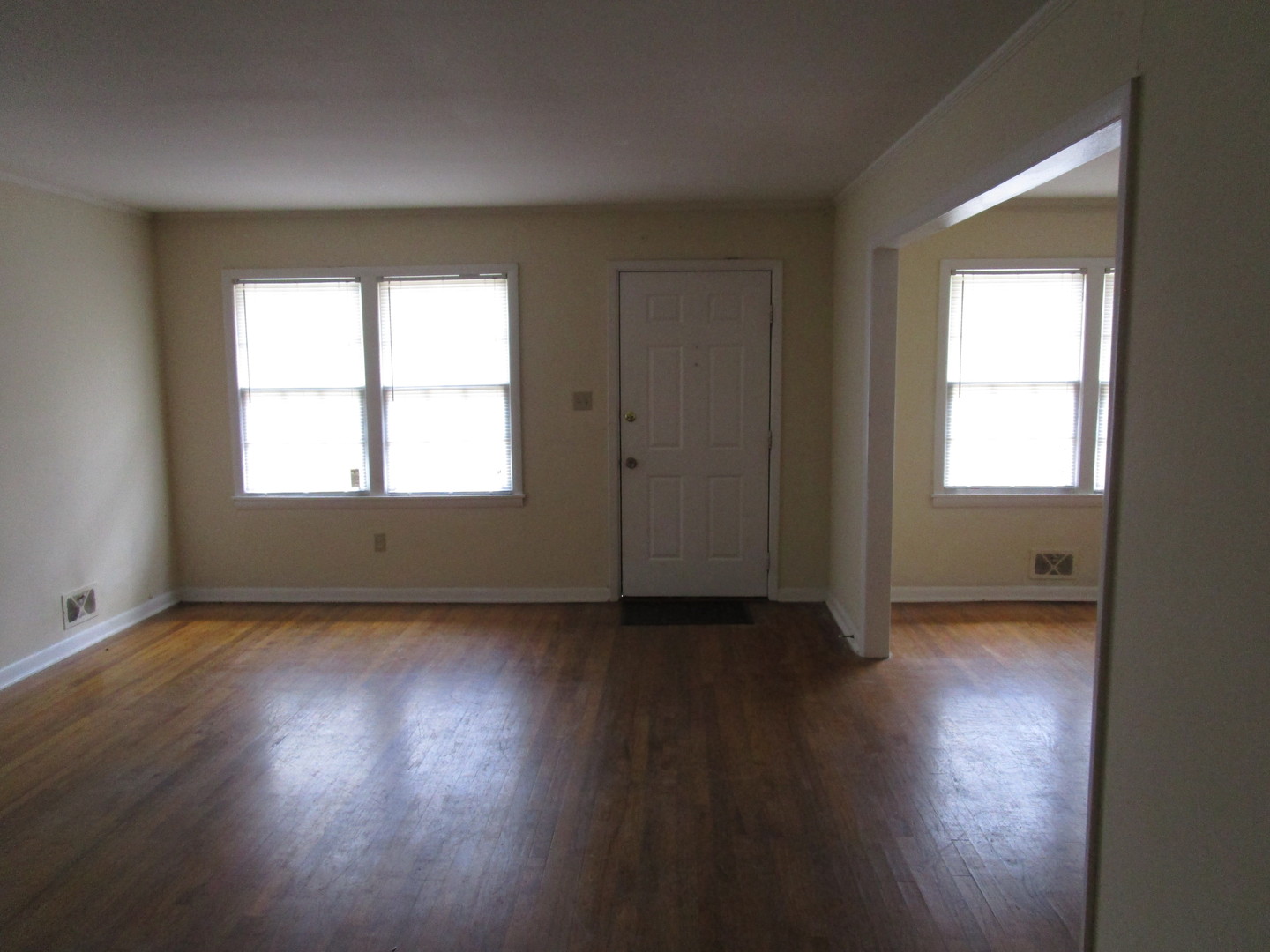 Athens House: 435 Carlton Terrace