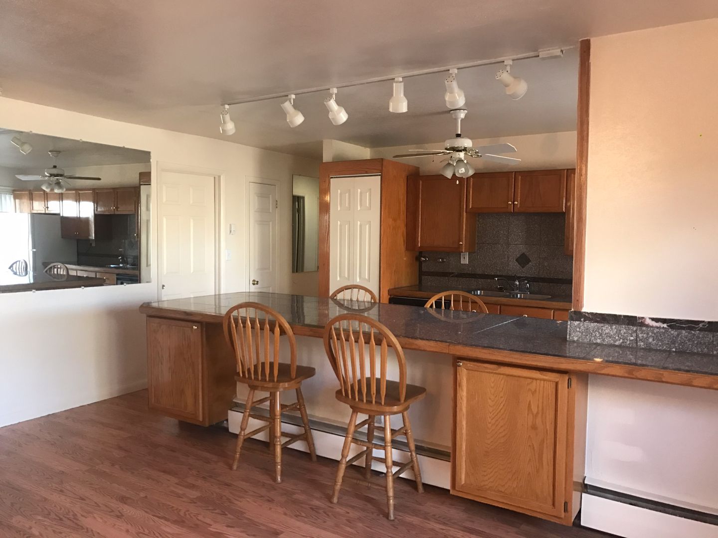 Boulder Apartment: 505 - 555 Harvard Ln.