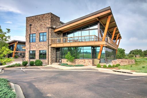 Lovely medical, healing arts or professional office available (150-210 #7) PHOTOS COMING!