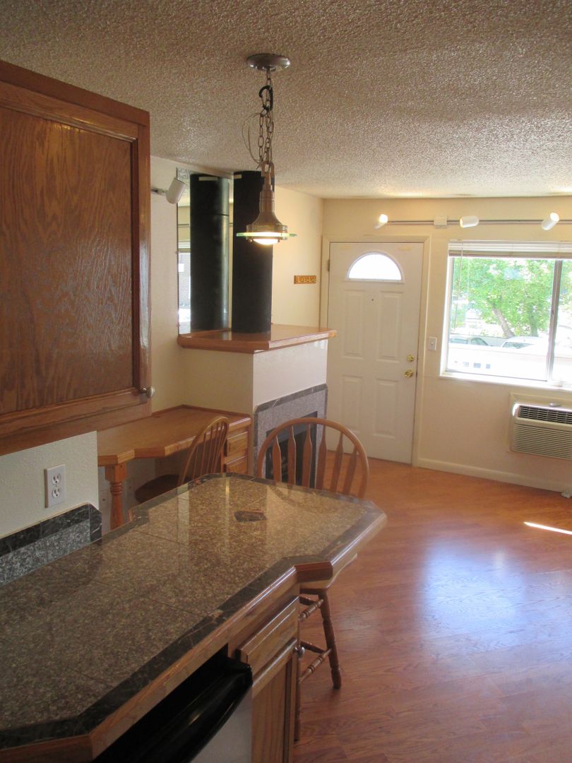 Boulder Apartment: 1811 Folsom St.