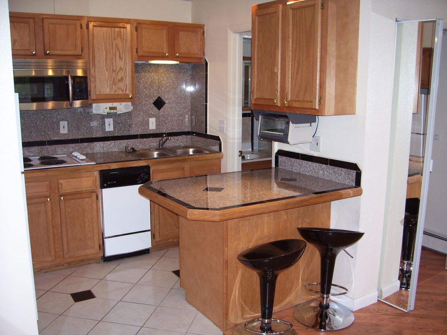 Boulder Apartment: 1811 Folsom St.