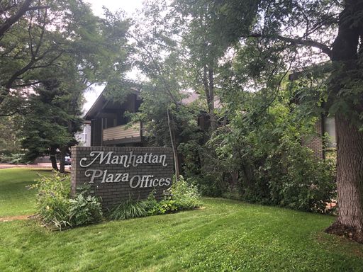 Perfect Space in Gorgeous Remodeled Suite! (75-208H) – photo 1