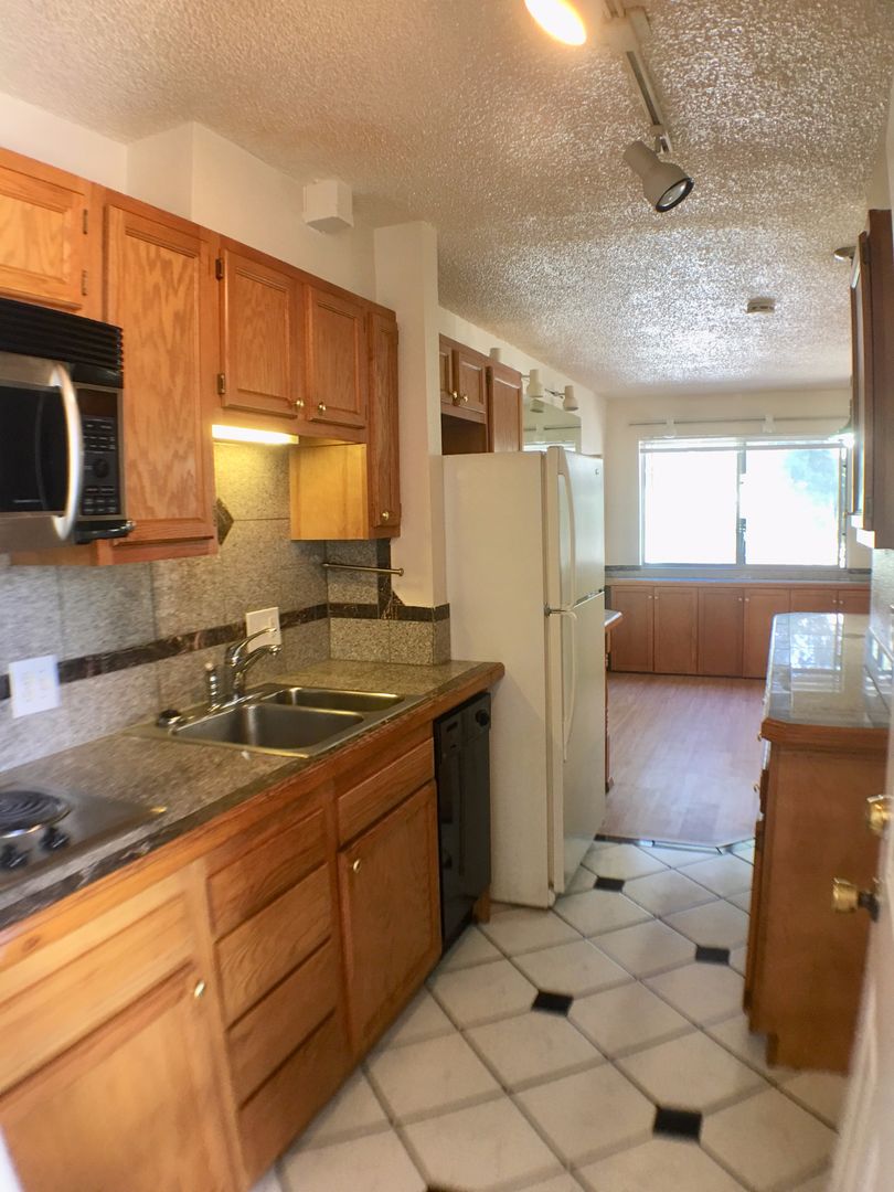 Boulder Apartment: 1811 Folsom St.