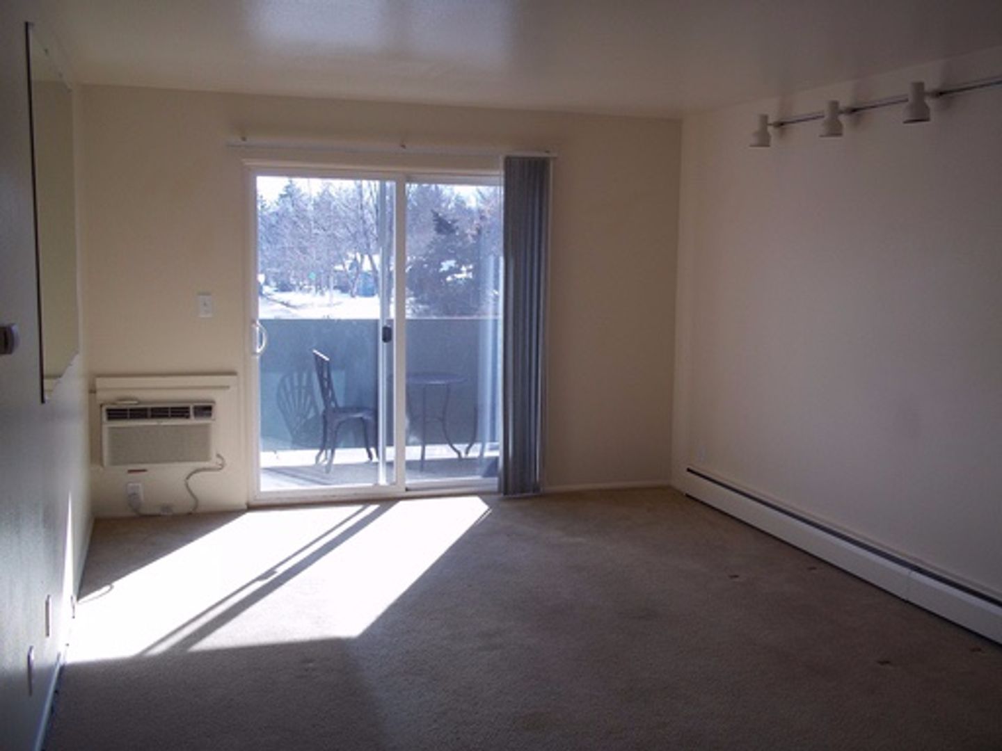 Boulder Apartment: 2939 Marine St.