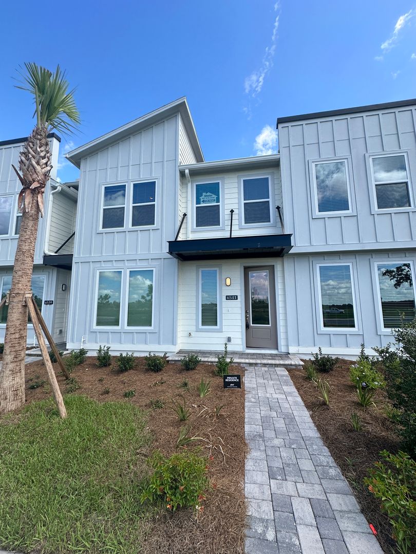St. Cloud Townhome: 6541 Cyrils Dr.