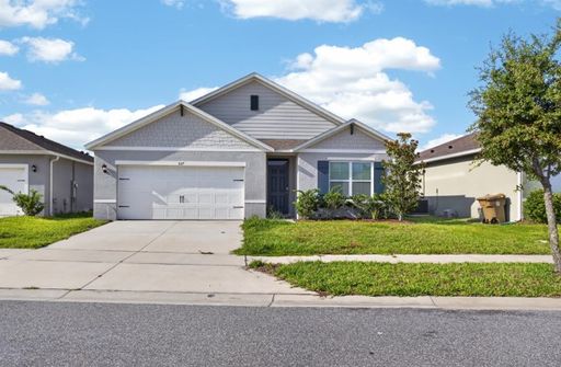 Beautiful 4/2 in St. Cloud with Solar Panels!! Available Now! – photo 1