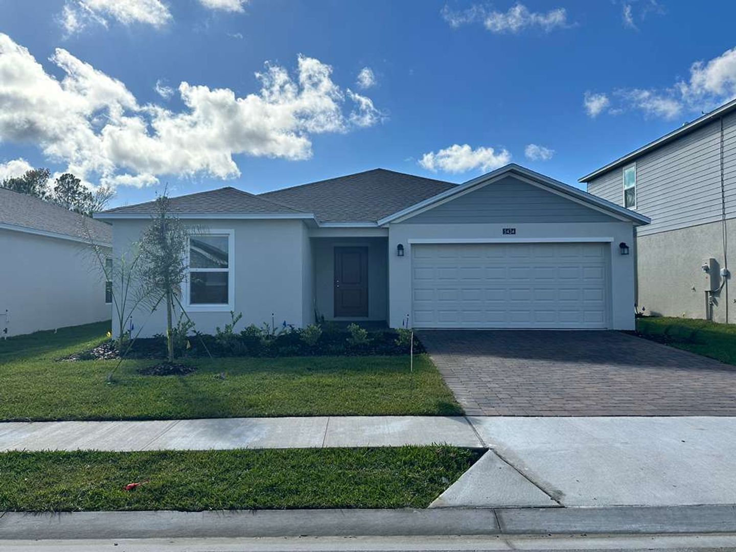 Davenport House: 5434 Lewisham Dr