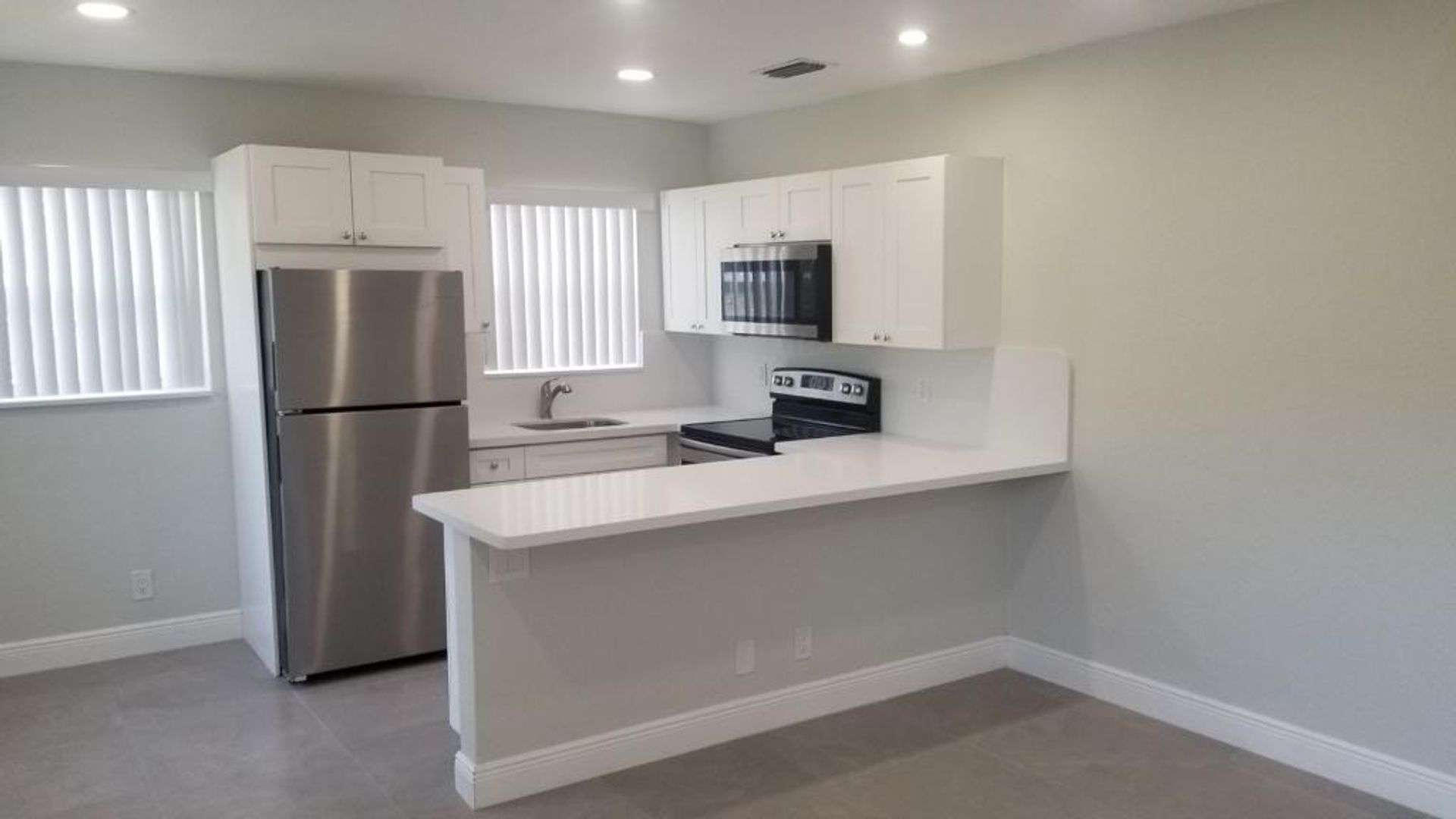 Hollywood Apartment: 1515 S 14th ave