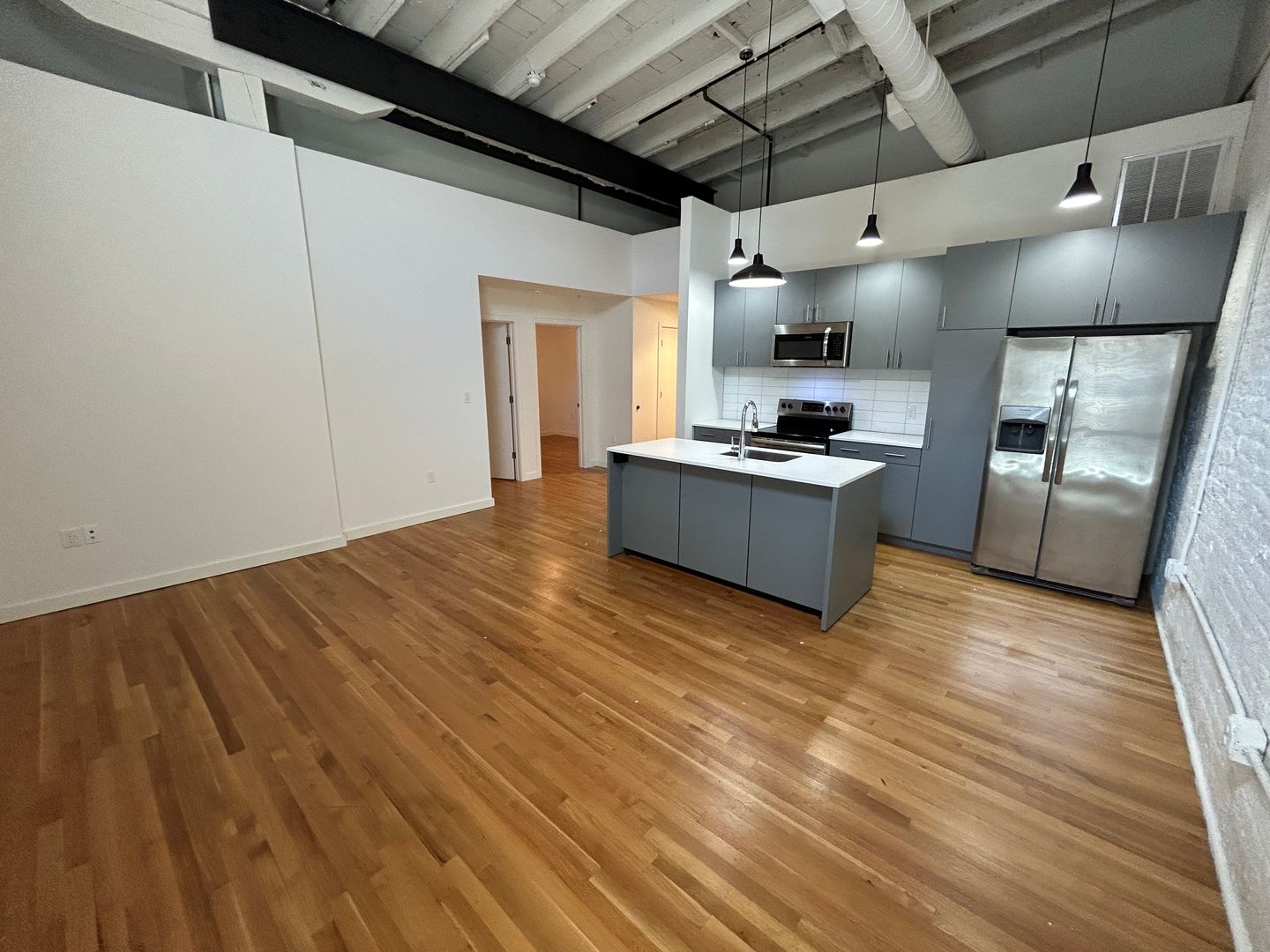 Richmond Apartment: 11 S 18th Street