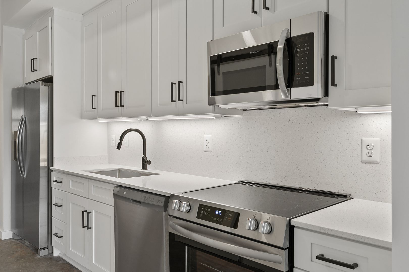 Richmond Apartment: 5047 Forest Hill Avenue