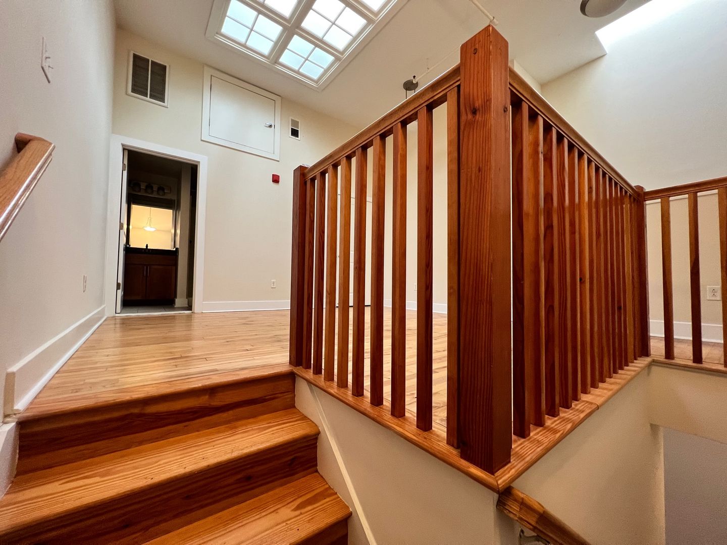 Richmond Apartment: 213 E Broad Street