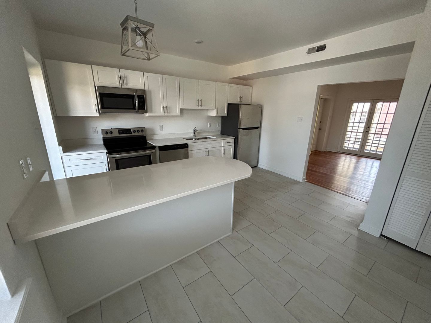 Richmond Apartment: 19-21 N. Stafford Avenue