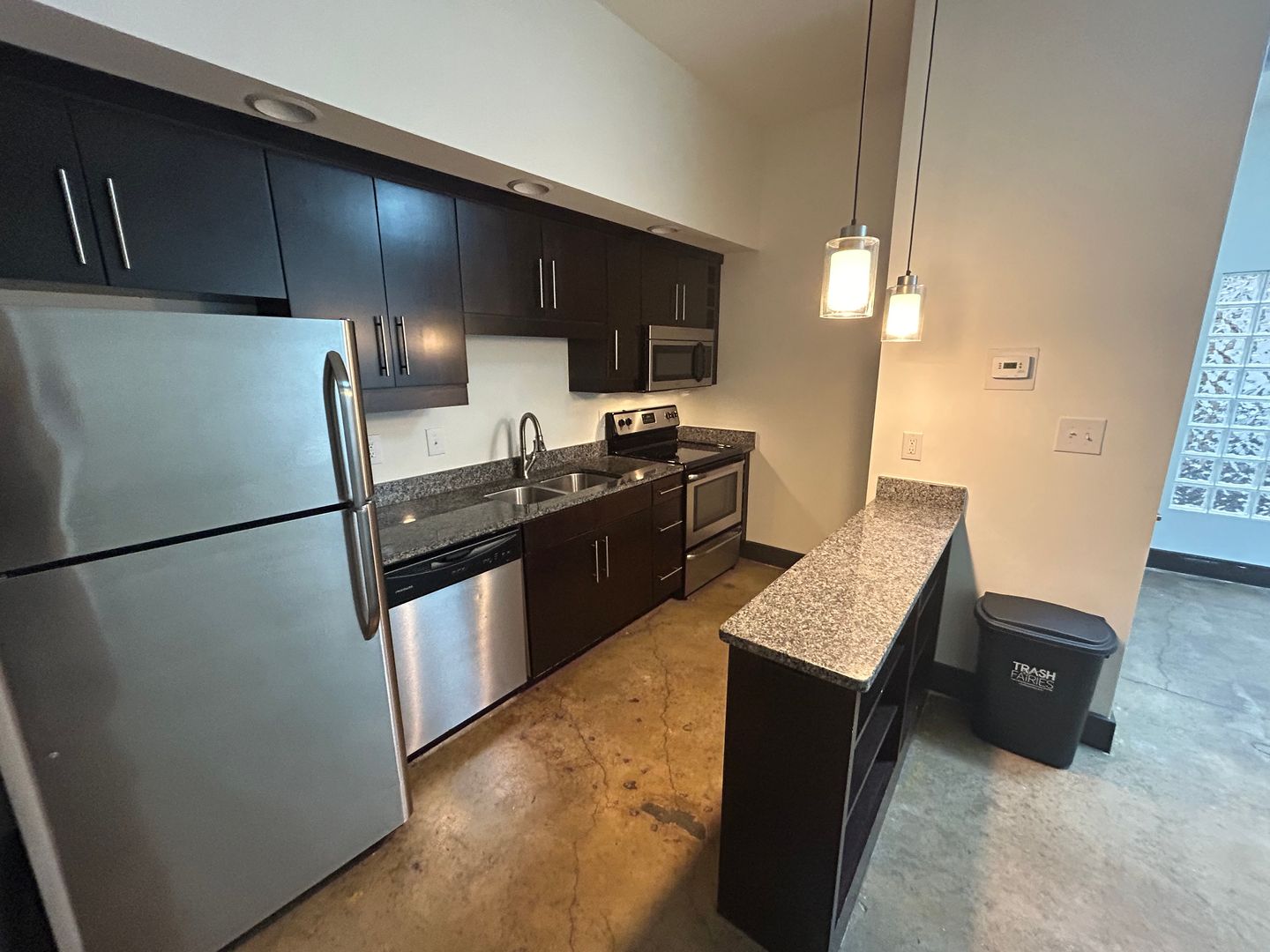 Richmond Apartment: 115 E Broad Street