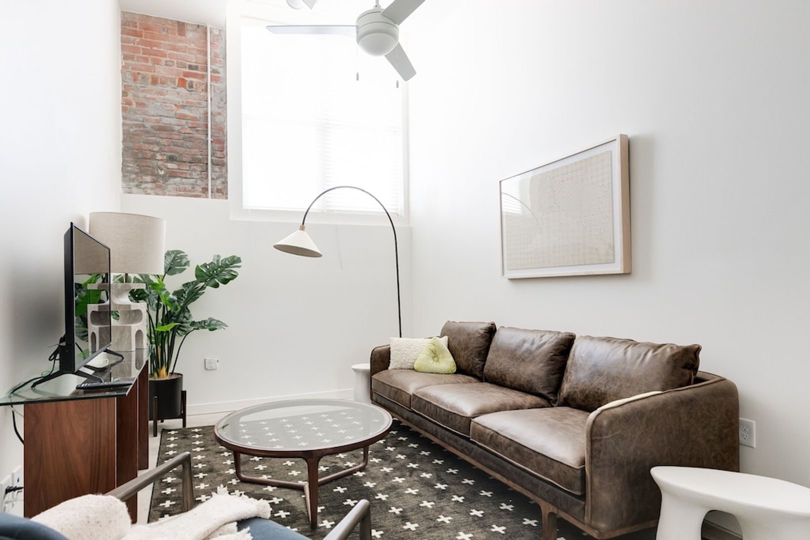 Richmond Apartment: 11 S 18th Street