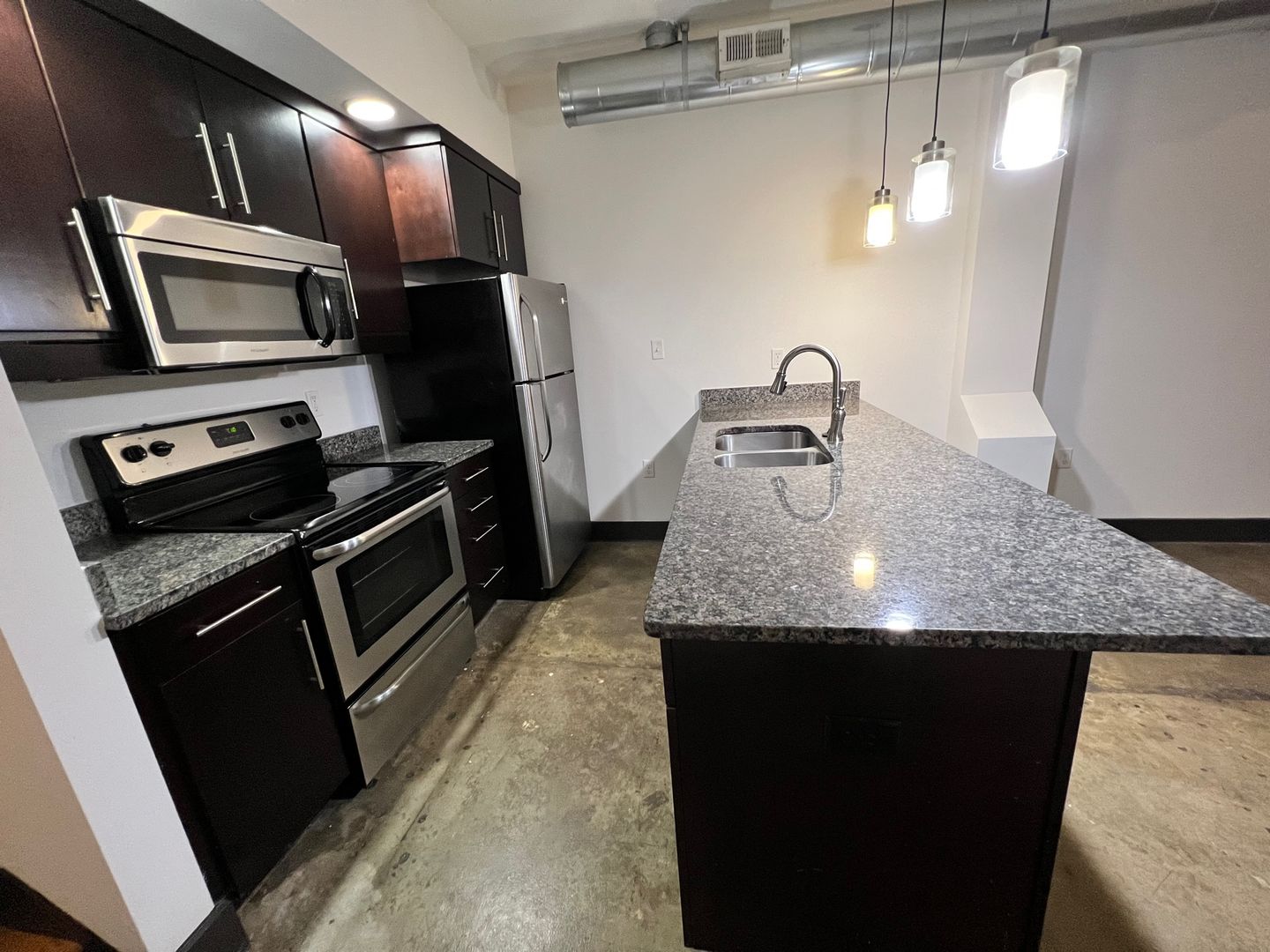 Richmond Apartment: 213 E Broad Street