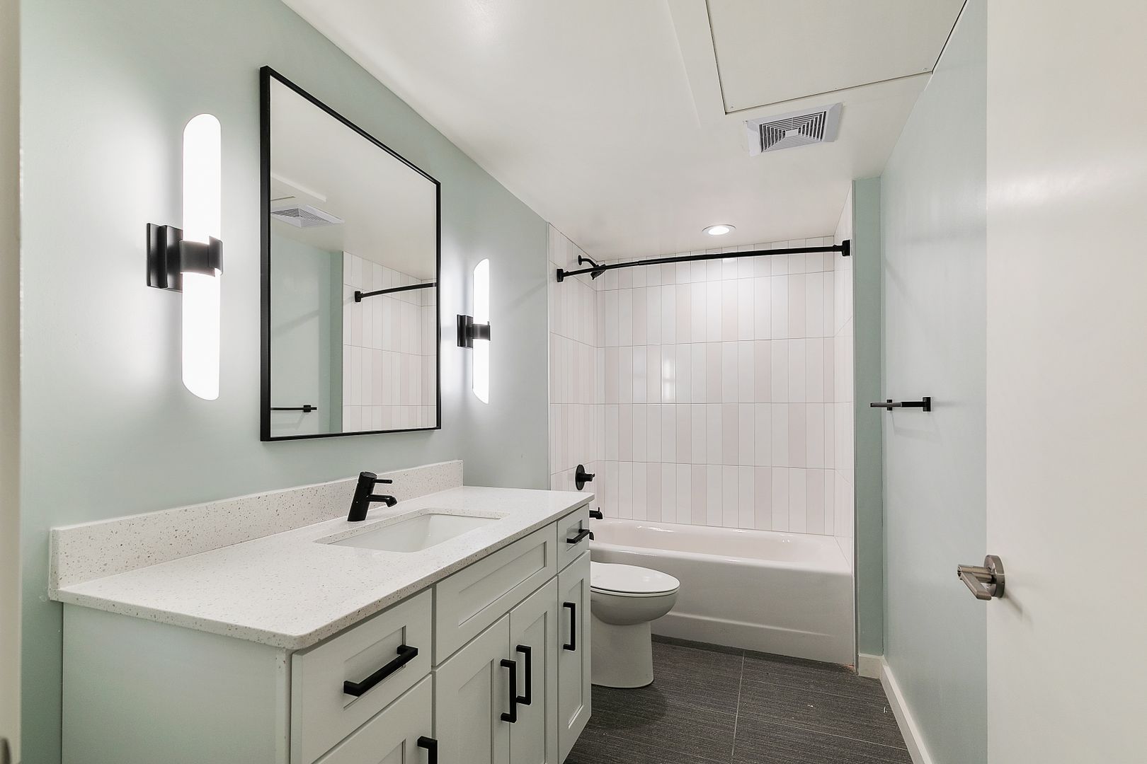 Richmond Apartment: 5047 Forest Hill Avenue