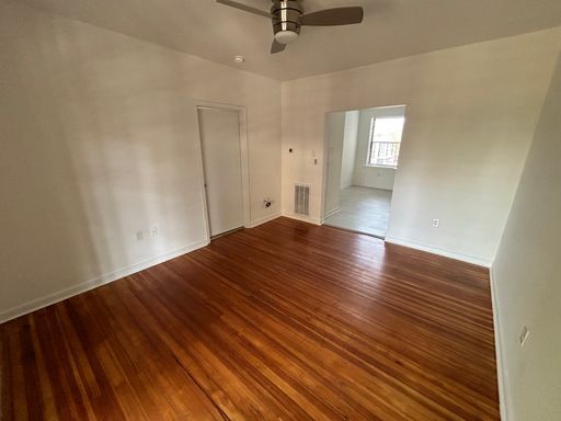 Beautiful 2B1B Apartment in the Fan – photo 1