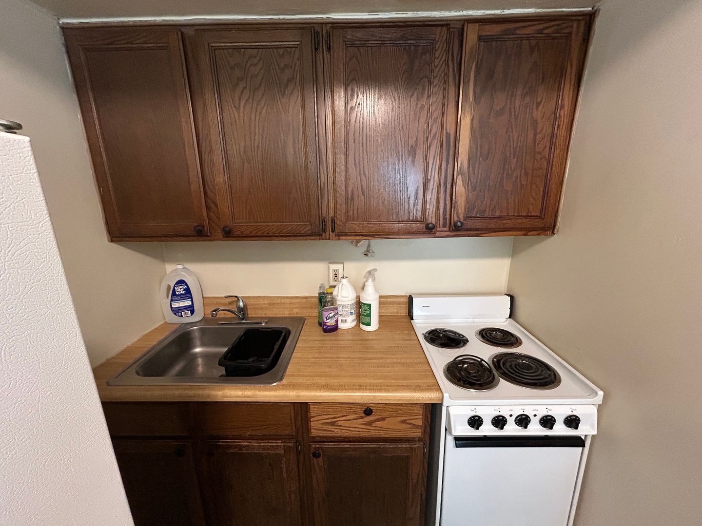 1029 E Knapp St 10 of 14