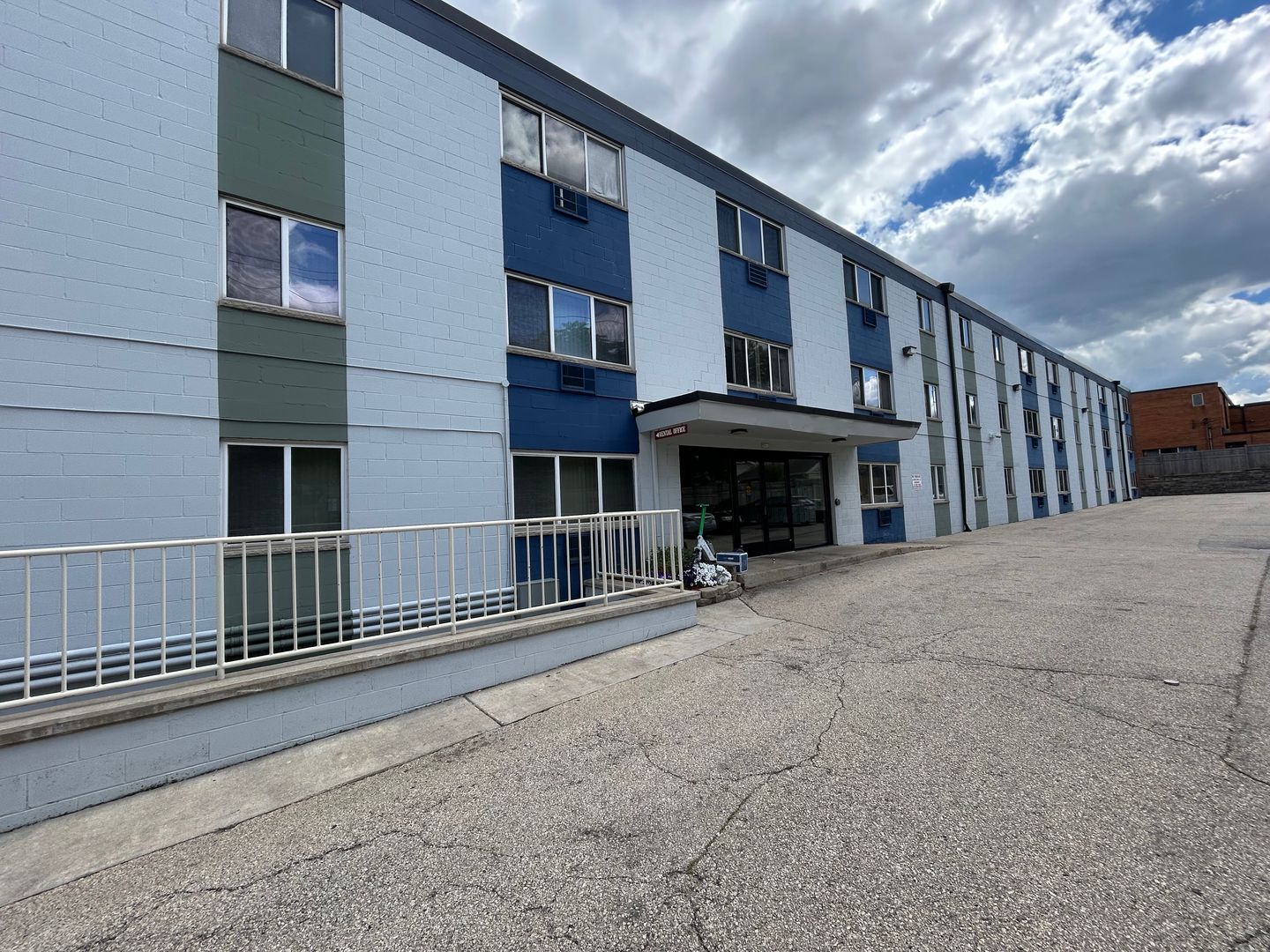 West Milwaukee Apartment: 5501 W National Ave