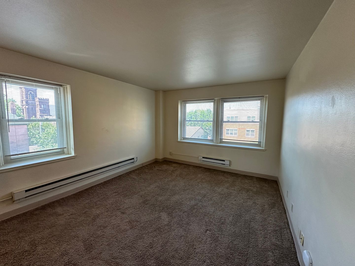 1029 E Knapp St 1 of 8