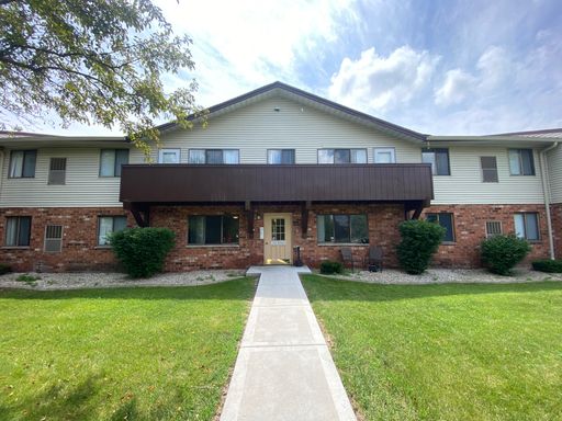 Updated 2 BR in Germantown! Parking Included! Half Off First Month's Rent!