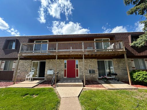 2 Bedroom Apartment w/Balcony- Appleton Heat Included – photo 1