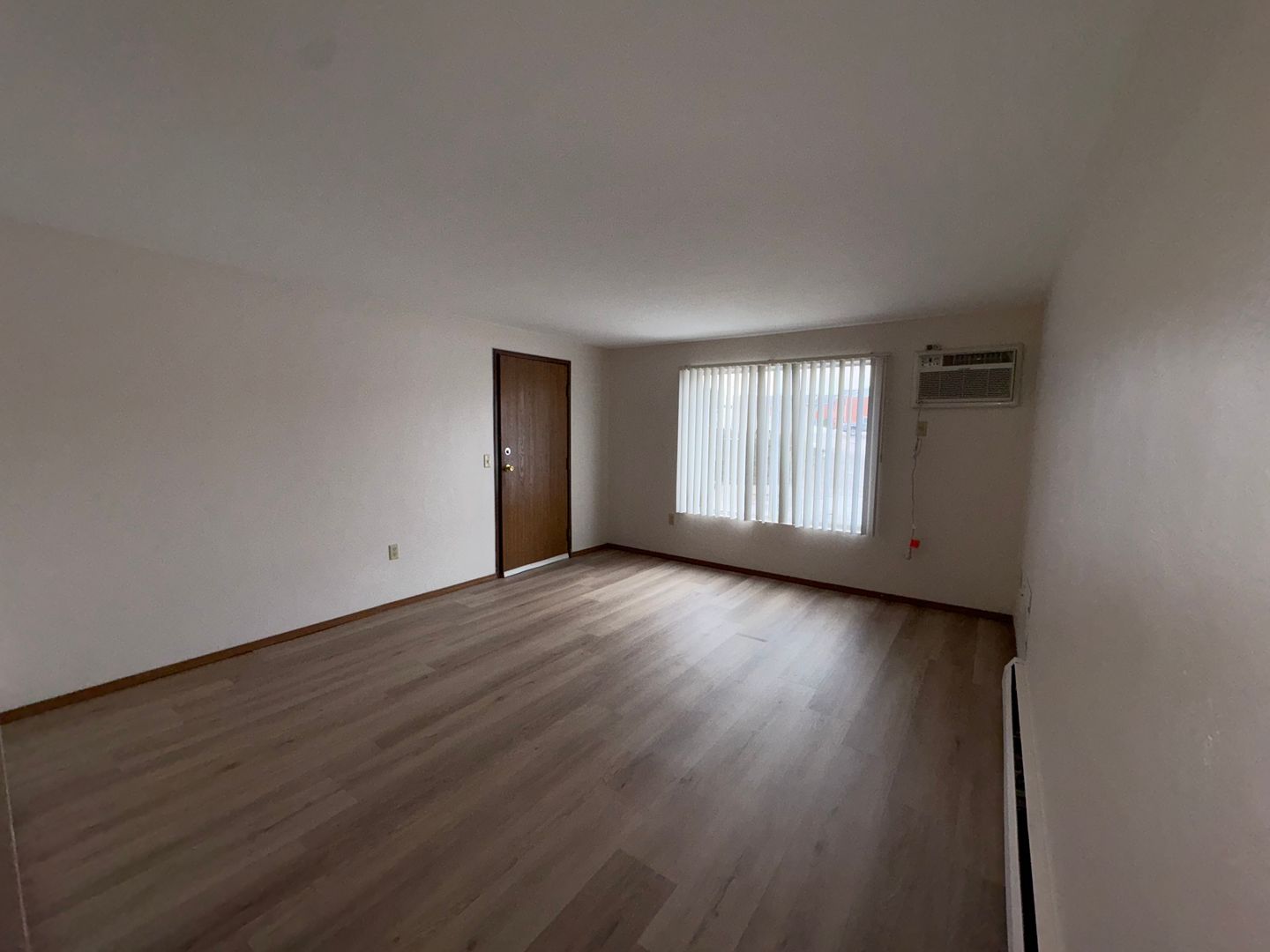 Green Bay Apartment: 2717 Humboldt Rd