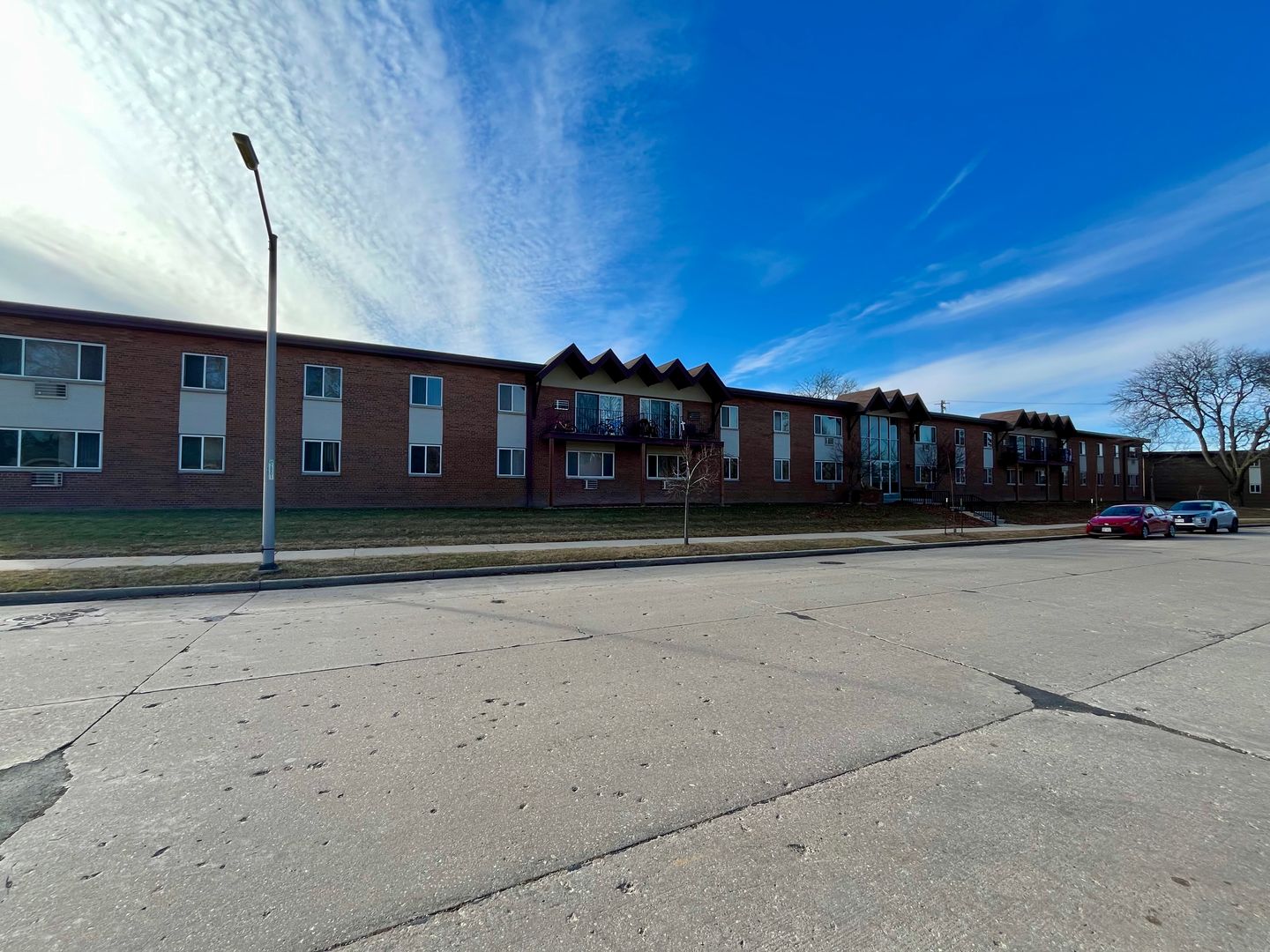 West Allis Apartment: 10472 W Montana Ave