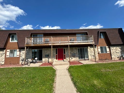 1 Bed 1 Bath Rental at 2300 Woodrow Court - 5, Appleton, WI – photo 1