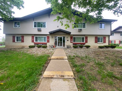 Spacious upper 2 bedroom in an amazing Germantown location!